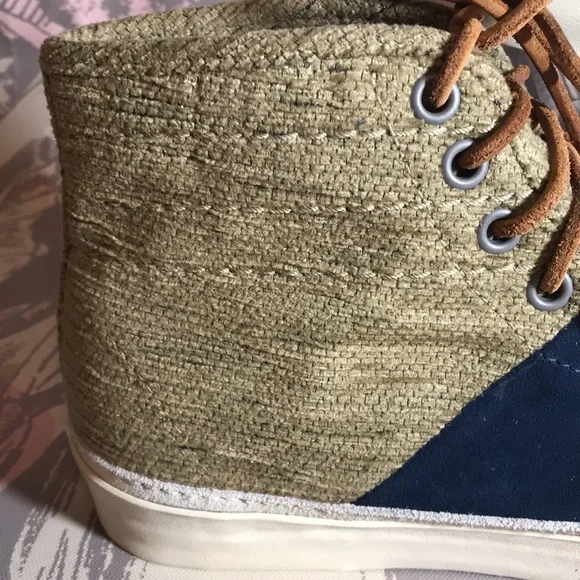 Vans Brand Sk8 Hi Vault Sz 8 Suede & Jacquard Hash Vault Tennis Shoes Never Used